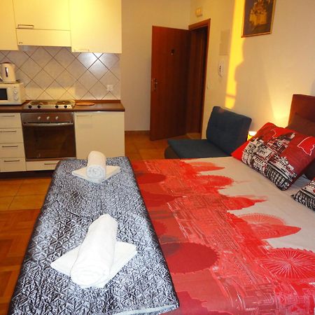 Sea View Apartment ツァヴタット エクステリア 写真