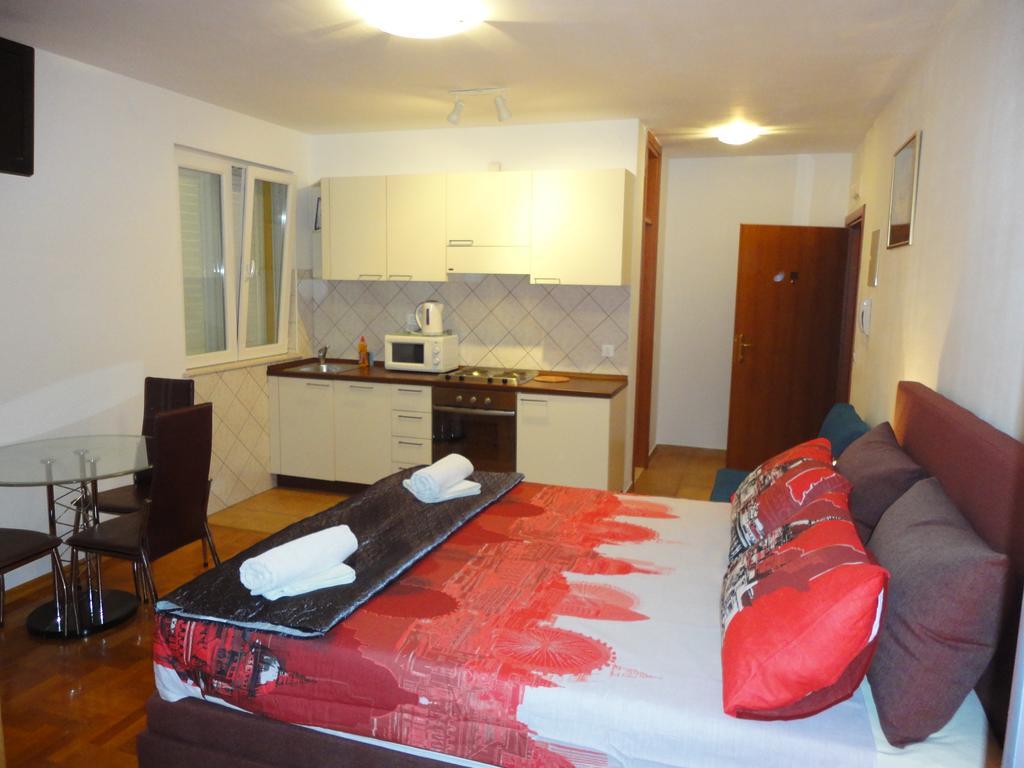 Sea View Apartment ツァヴタット エクステリア 写真