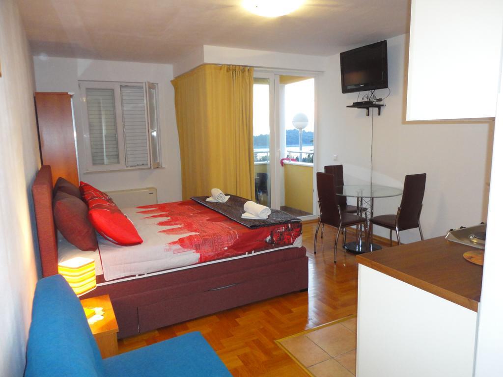 Sea View Apartment ツァヴタット エクステリア 写真